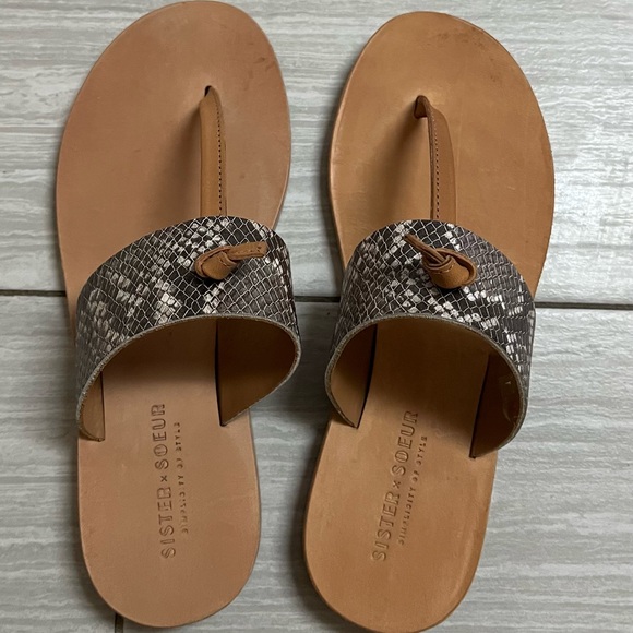 Sister & Soeur Leather Thong Sandals - Picture 3 of 4